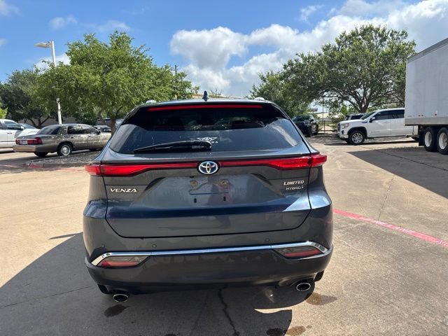 Used 2022 Toyota Venza Limited AWD/4WD image 6