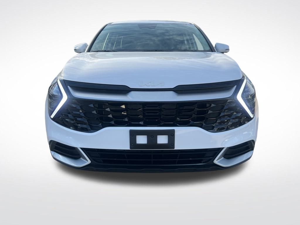 Certified 2025 Kia Sportage EX image 2