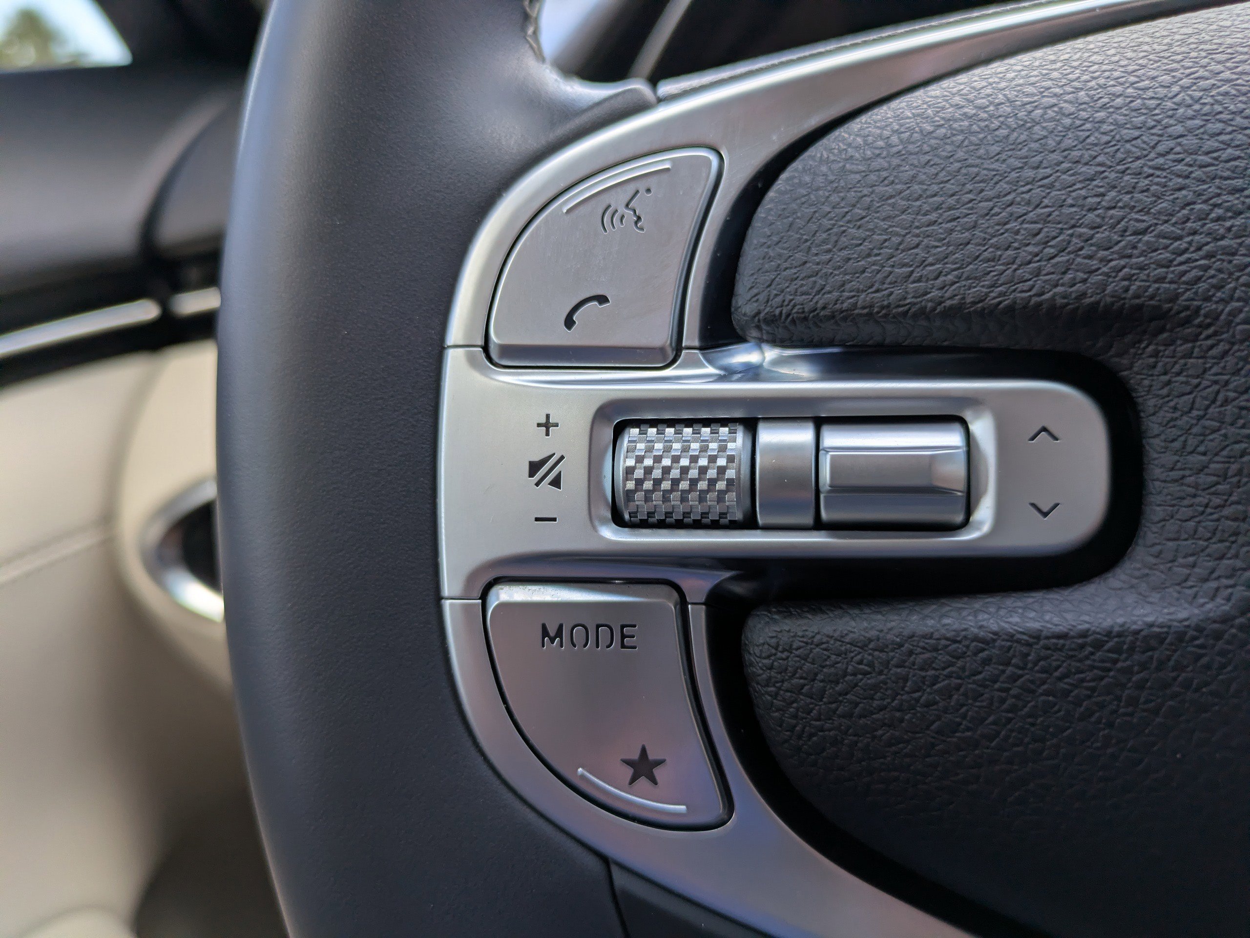 Certified 2023 Genesis GV70 2.5T w/ Advanced Package image 22