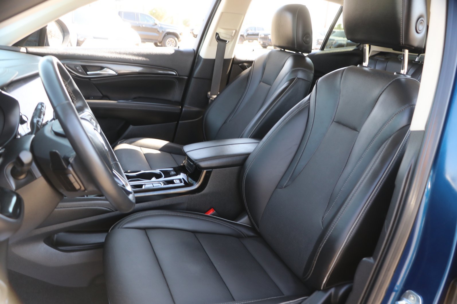 Used 2023 Buick Envision Essence AWD/4WD image 14