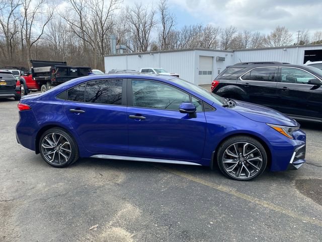 Used 2022 Toyota Corolla SE w/ SE Premium Package image 6