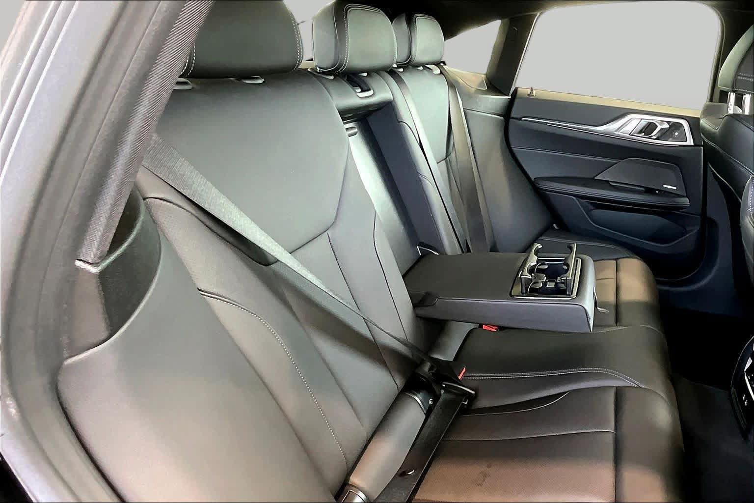 Used 2025 BMW 430i w/ Premium Package RWD image 21