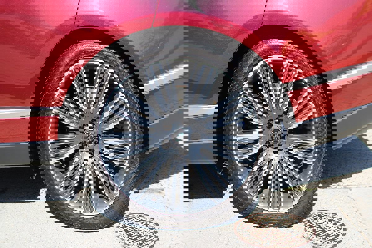 Used 2020 Land Rover Range Rover LWB SV Autobiography image 45