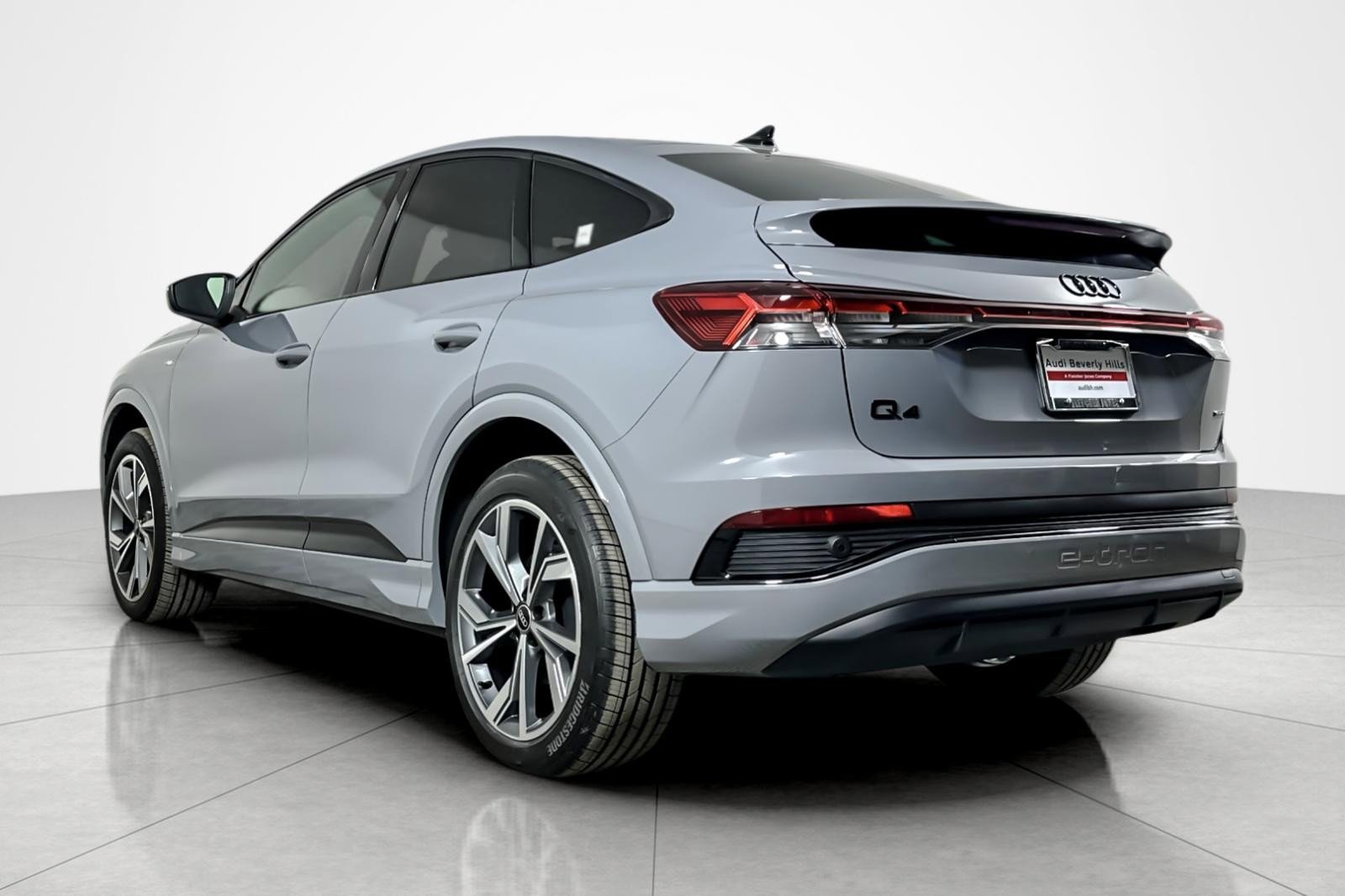 Certified 2023 Audi Q4 e-tron Premium AWD/4WD image 3