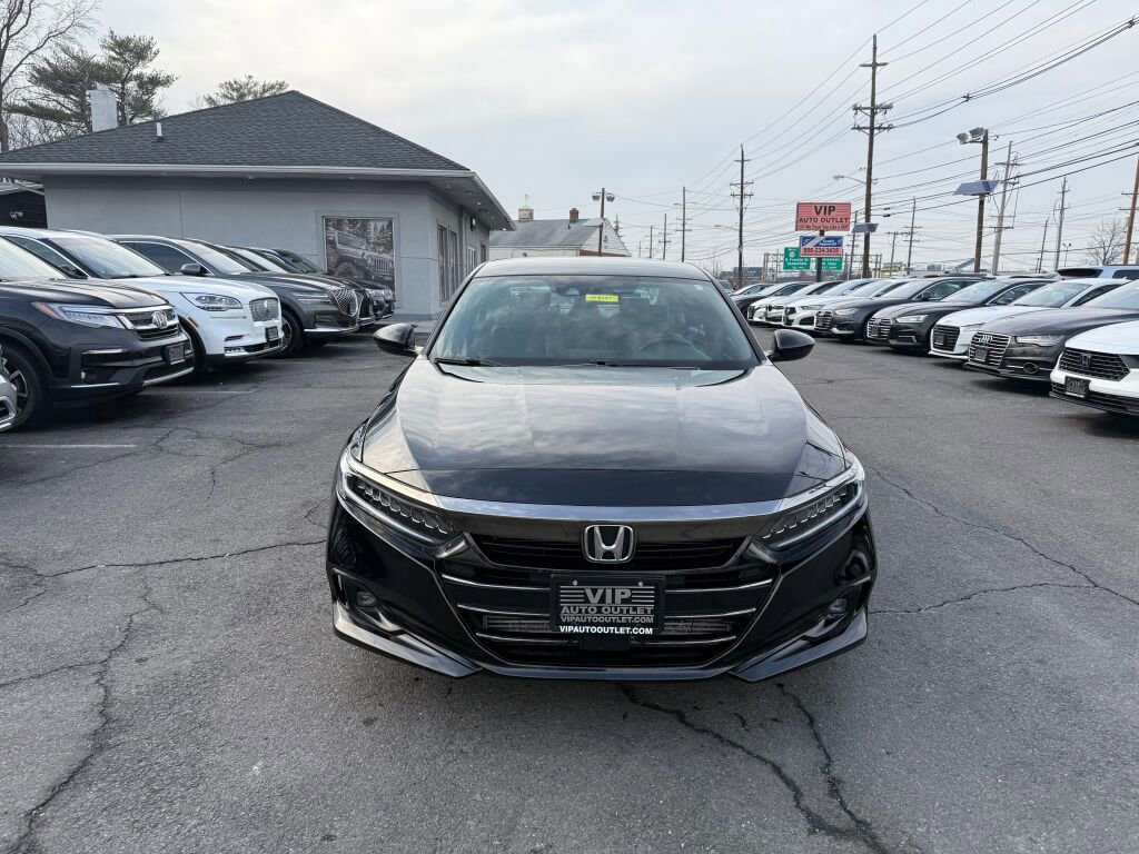 Used 2022 Honda Accord Sport image 2