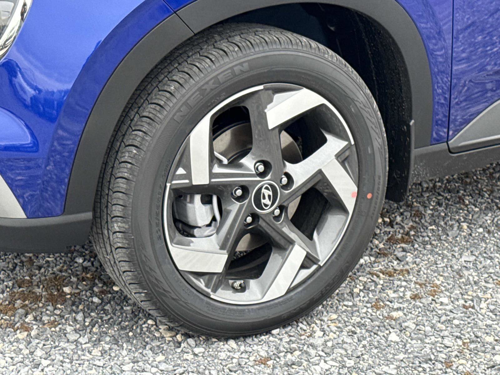 New 2026 Hyundai Venue SEL FWD image 17