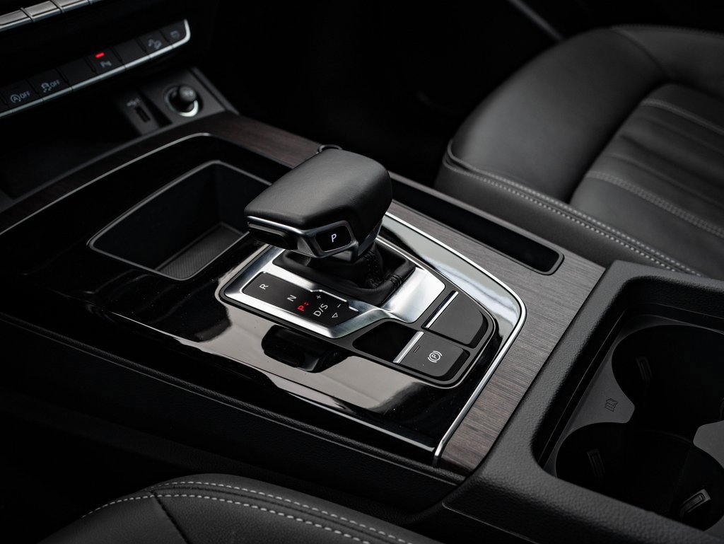 Used 2023 Audi Q5 2.0T Premium w/ Convenience Package image 37