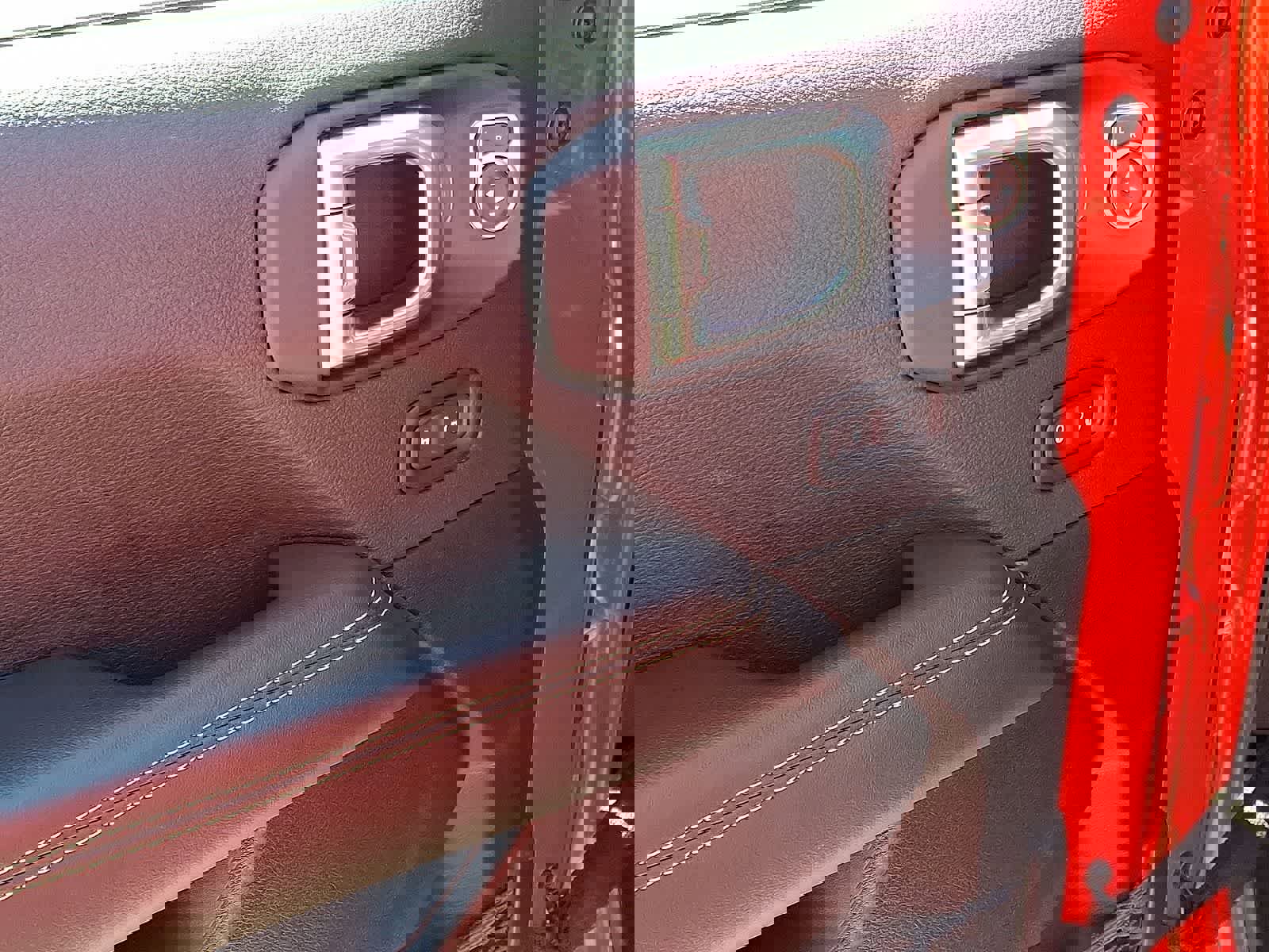 Used 2025 Jeep Wrangler Sahara image 28