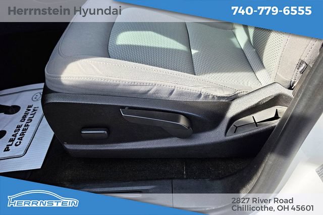 Used 2015 GMC Canyon 2WD Crew Cab image 17