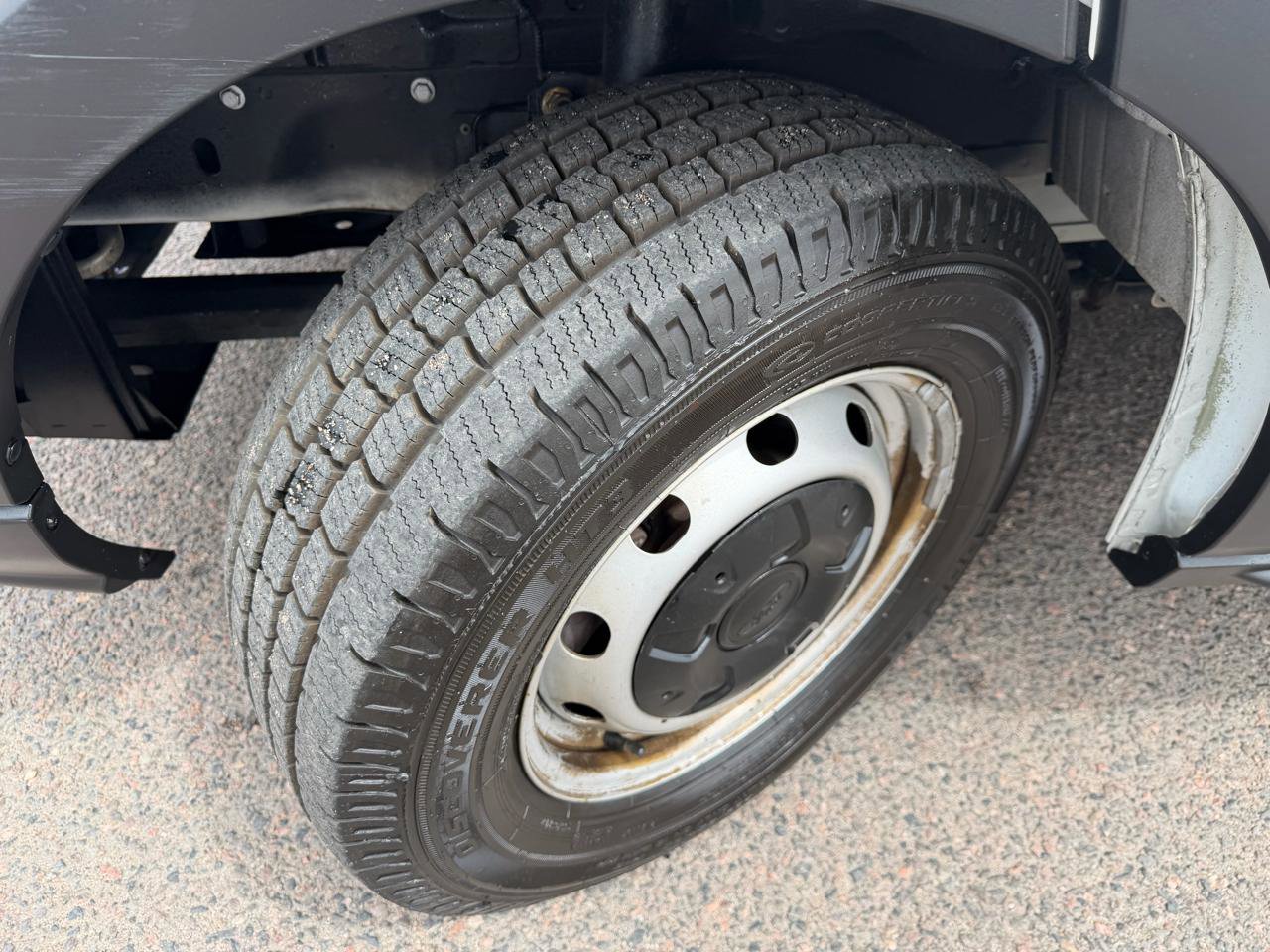 Used 2019 Ford Transit 150 148 Low Roof RWD image 37