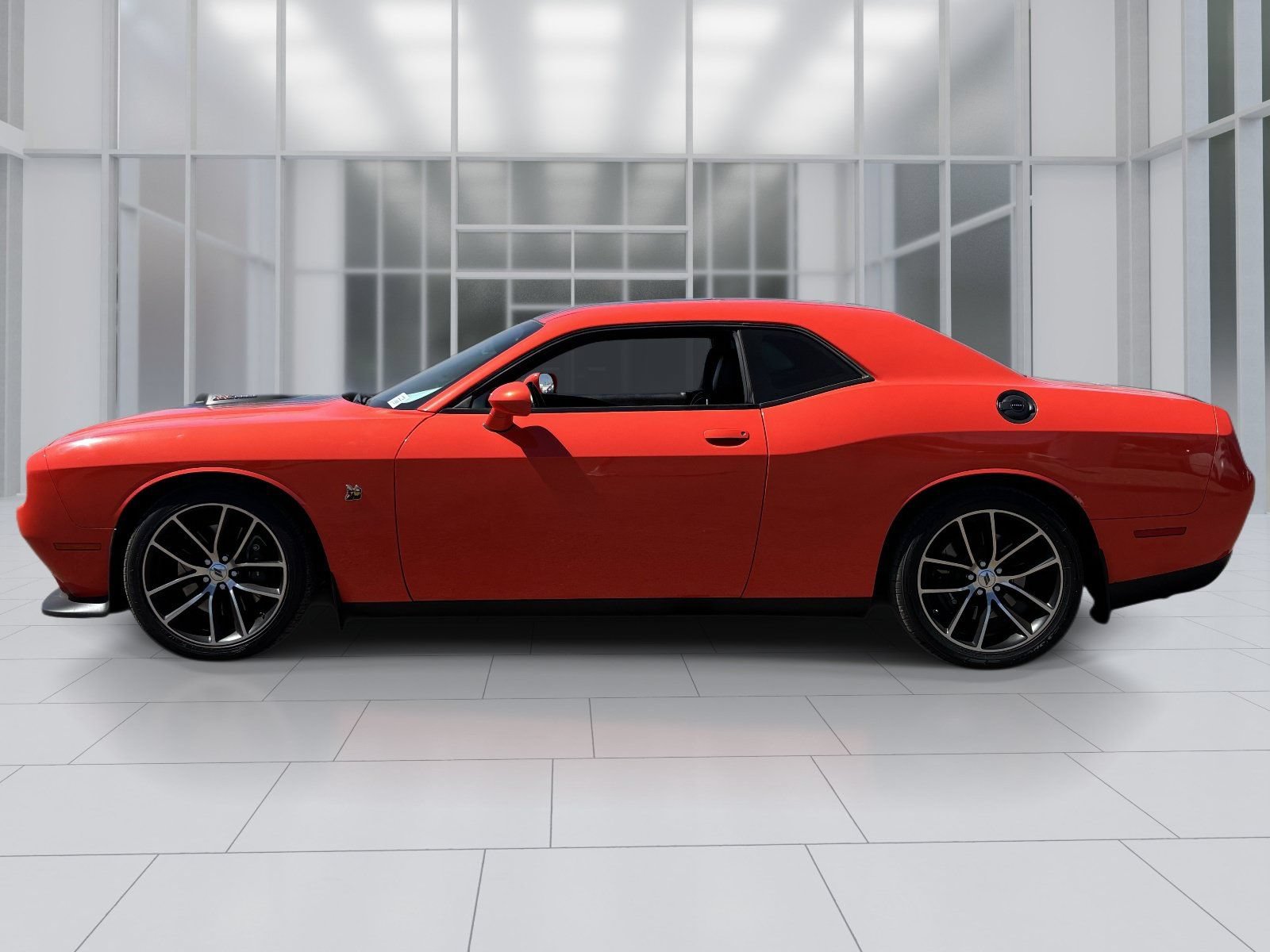 Used 2018 Dodge Challenger R/T Scat Pack RWD image 3