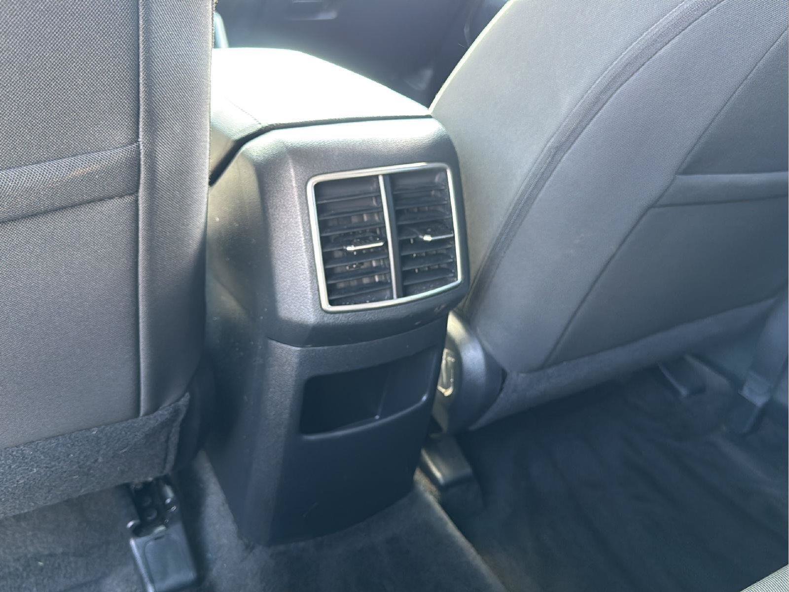 Used 2025 Kia Sportage LX AWD/4WD image 18