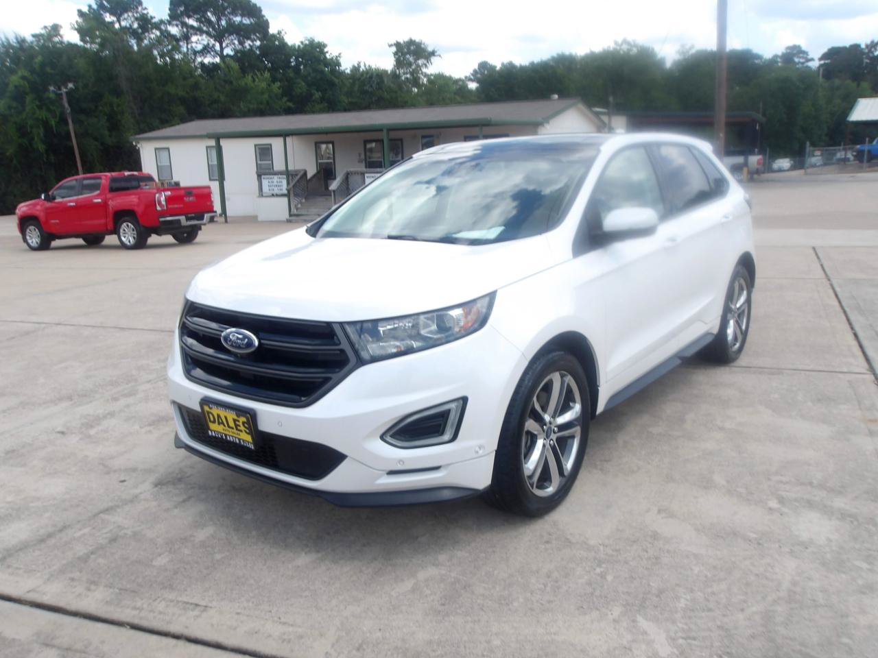 Used 2018 Ford Edge Sport w/ Equipment Group 401A AWD/4WD image 2