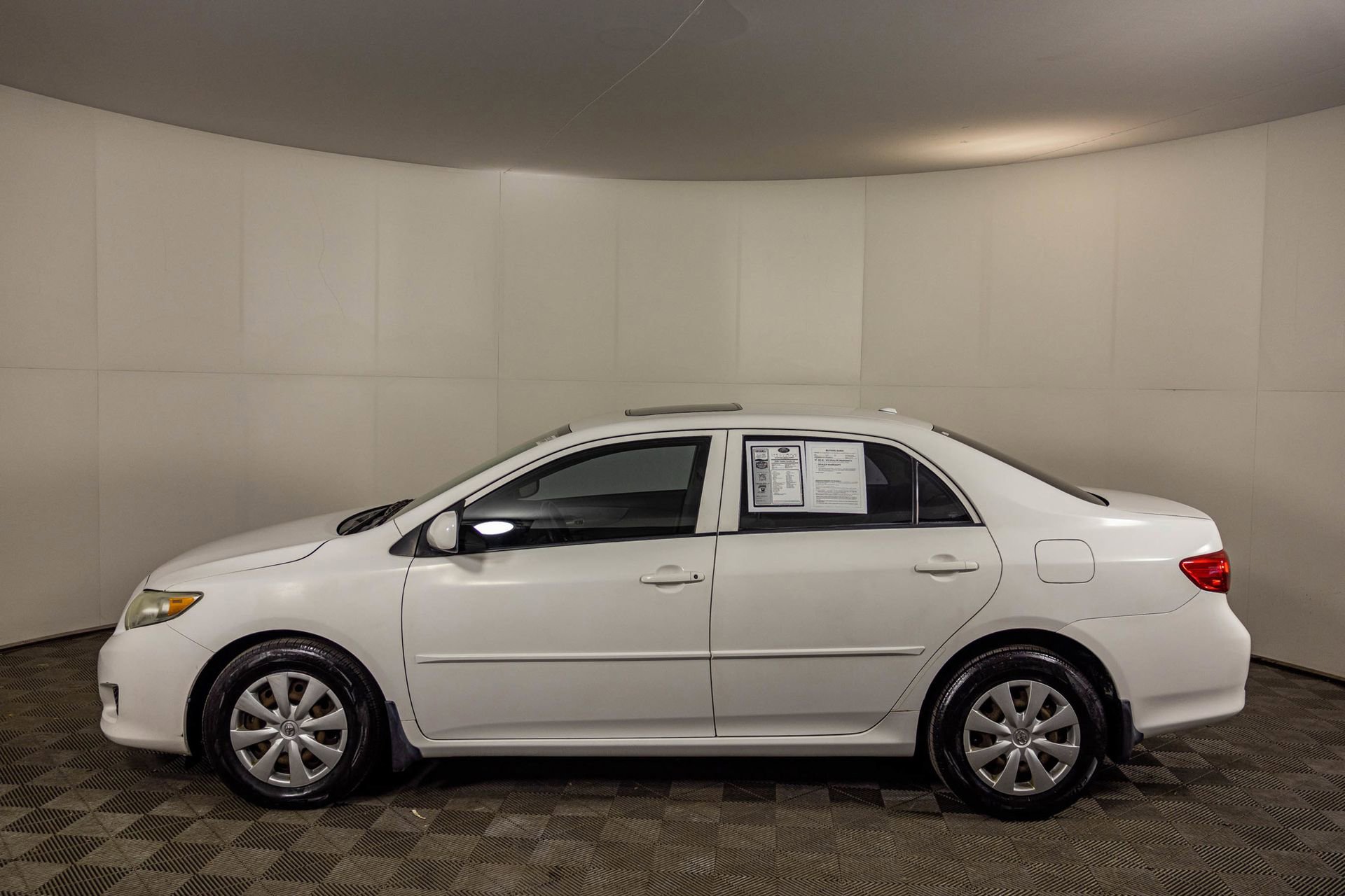 Used 2009 Toyota Corolla LE FWD image 16