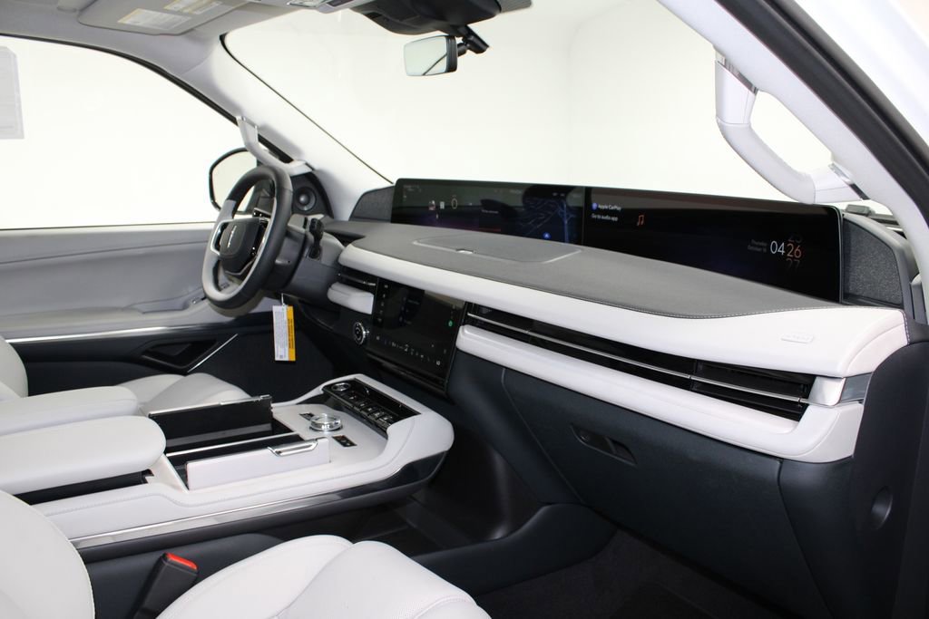 New 2025 Lincoln Navigator L Reserve image 33