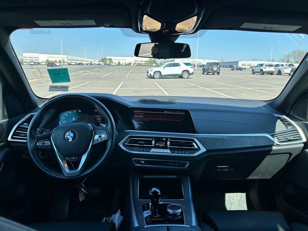 Used 2022 BMW X5 xDrive40i w/ Premium Package image 16