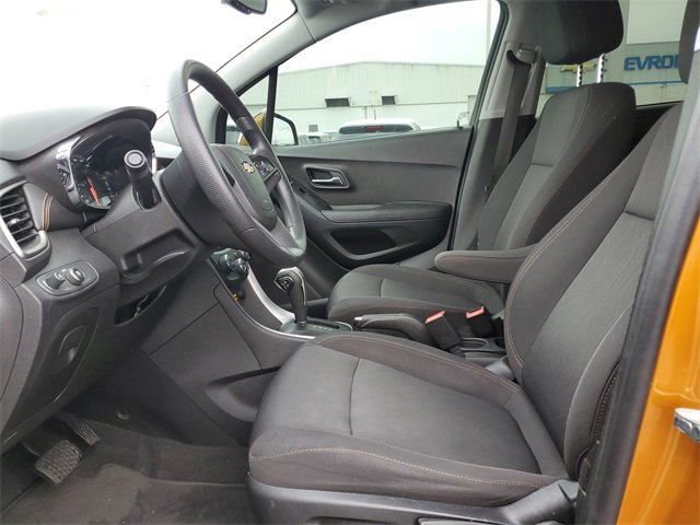 Certified 2017 Chevrolet Trax LT w/ Driver Confidence Package image 21