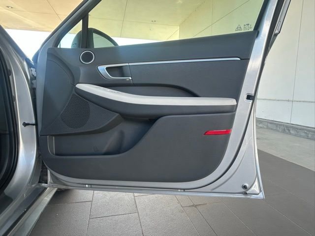 Used 2023 Hyundai Sonata SE image 29