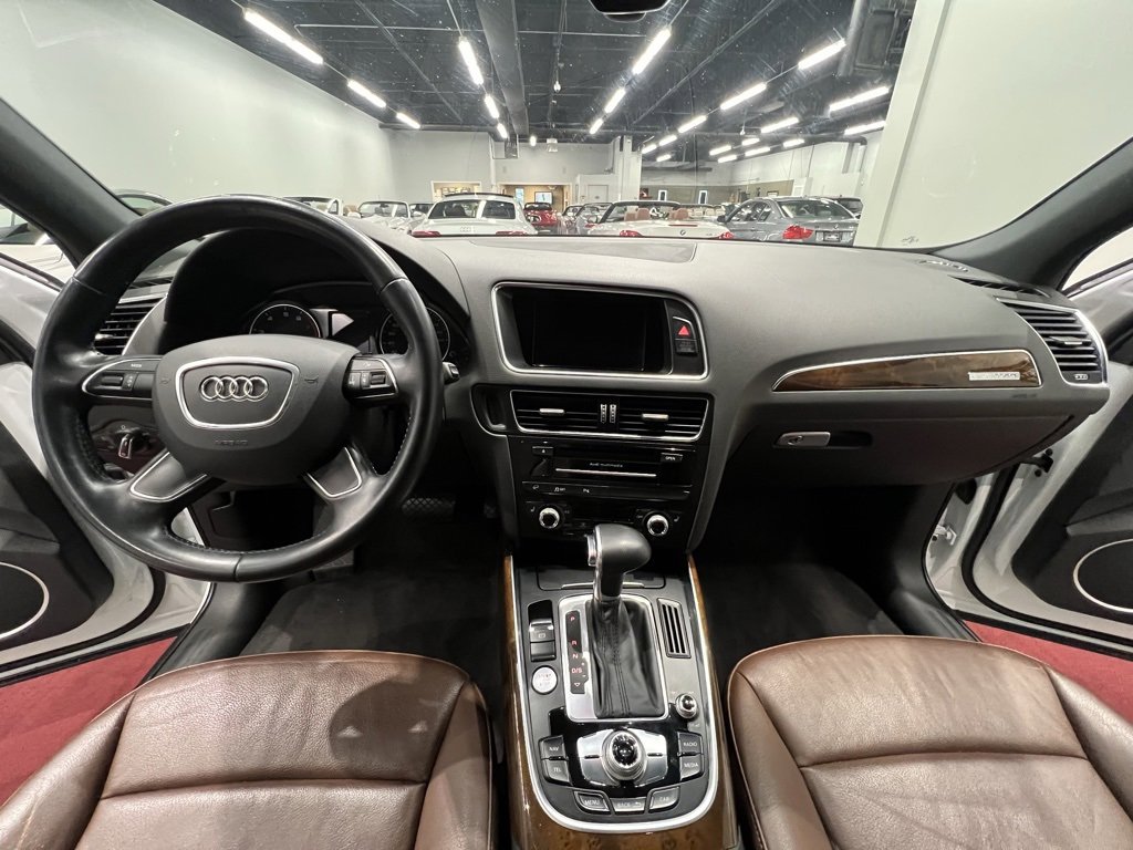 Used 2015 Audi Q5 2.0T Premium Plus w/ Technology Package image 37