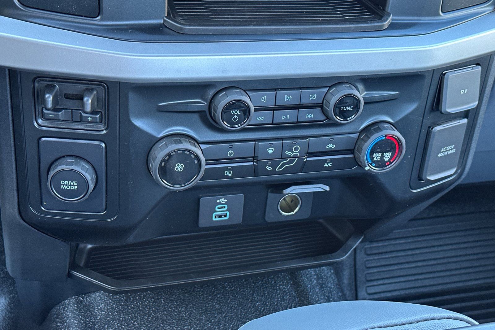 New 2024 Ford F450 XL image 18