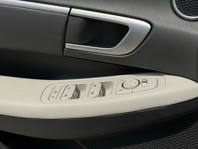Used 2025 Hyundai Sonata SEL FWD image 25