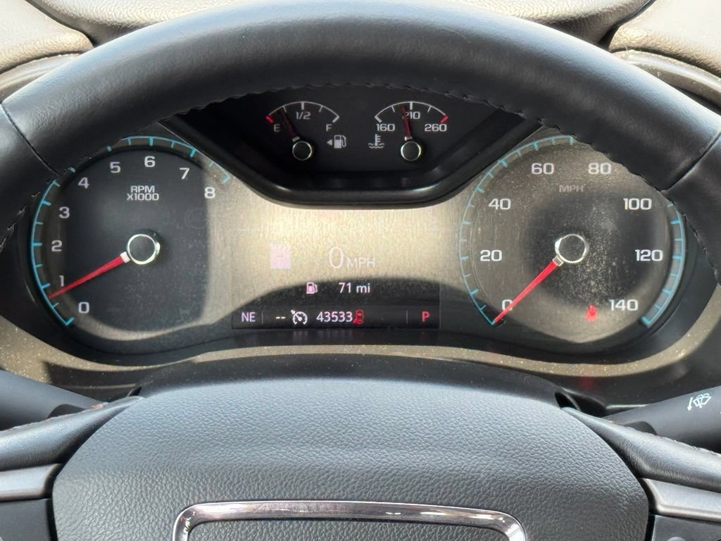 Used 2022 GMC Canyon AT4 w/ Trailering Package AWD/4WD image 3
