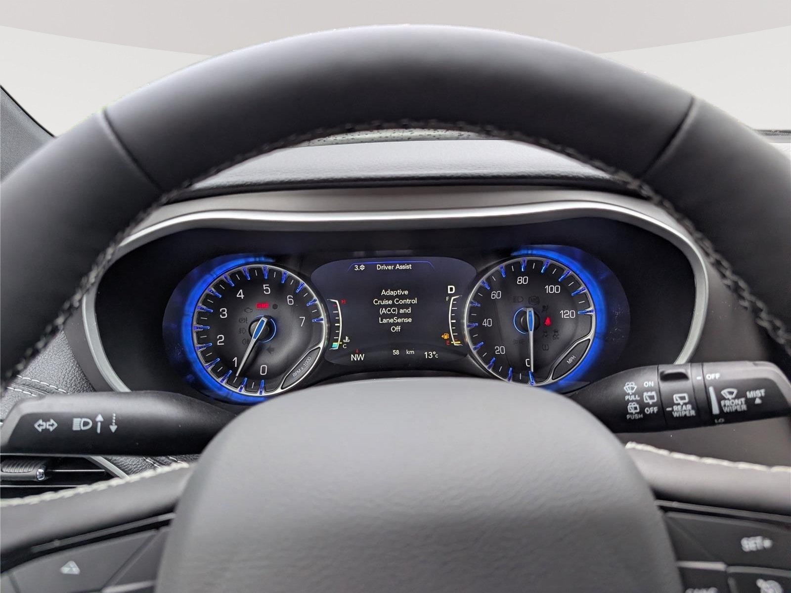 New 2027 Chrysler Pacifica Limited FWD image 28