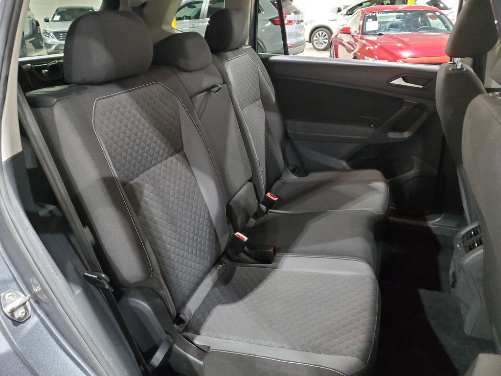 Used 2021 Volkswagen Tiguan S image 20