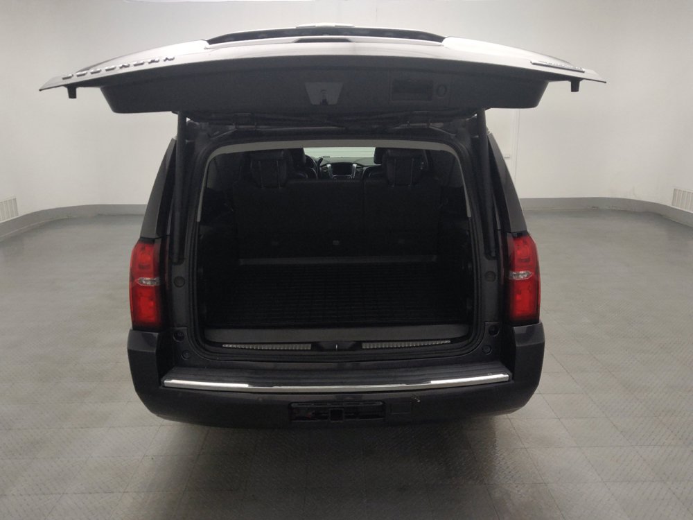 Used 2017 Chevrolet Suburban Premier AWD/4WD image 29