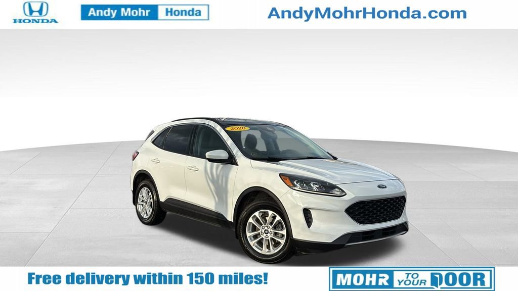 Used 2020 Ford Escape SE image 1