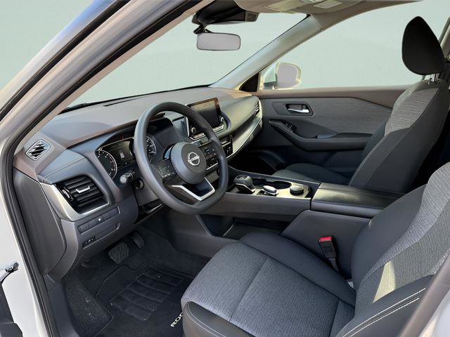 Used 2022 Nissan Rogue SV AWD/4WD image 4