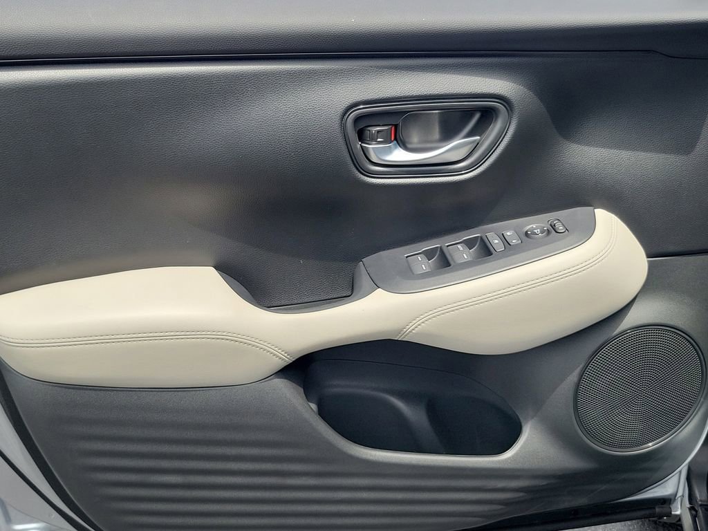 Certified 2026 Honda HR-V LX image 20