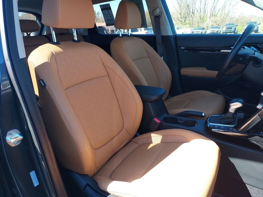 Used 2025 Kia Seltos EX w/ EX Sunroof Package image 31