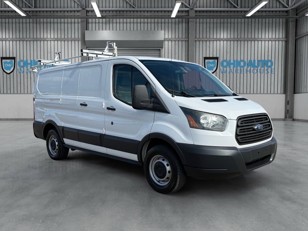 Used 2015 Ford Transit 250 130 Low Roof RWD image 3