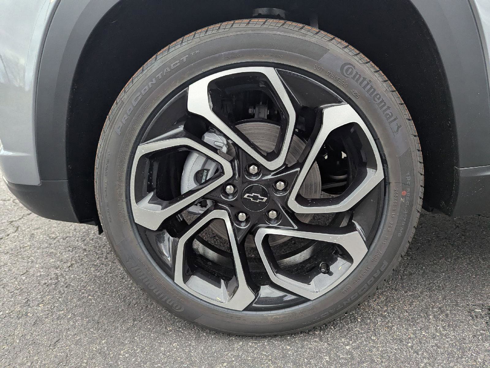 New 2026 Chevrolet Trax RS w/ Driver Confidence Package image 14