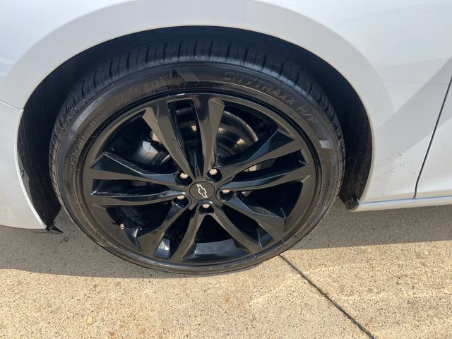 Used 2024 Chevrolet Malibu LT w/ Sport Edition FWD image 11