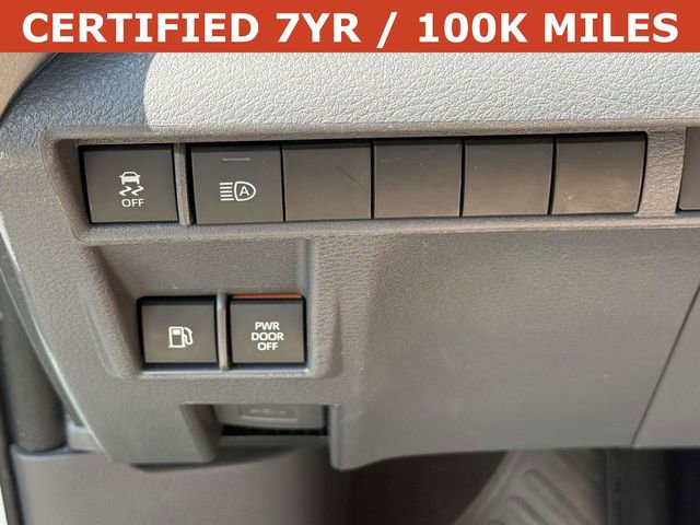 Used 2023 Toyota Sienna XLE image 28