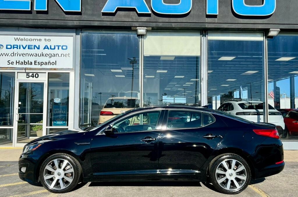 Used 2012 Kia Optima SX w/ Premium Touring Pkg FWD image 2