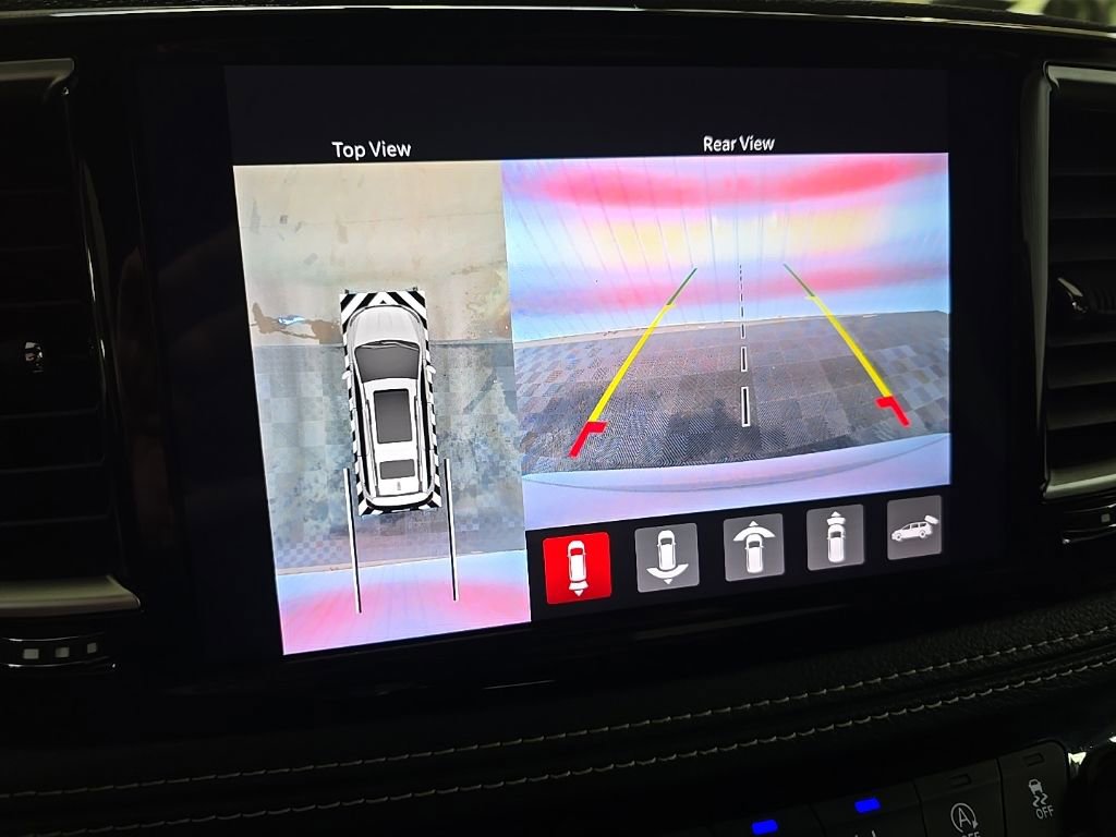 Used 2022 Chrysler Pacifica Limited w/ S Appearance Package image 24