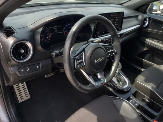 Used 2023 Kia Forte GT-Line w/ GT-Line Premium Package FWD image 17