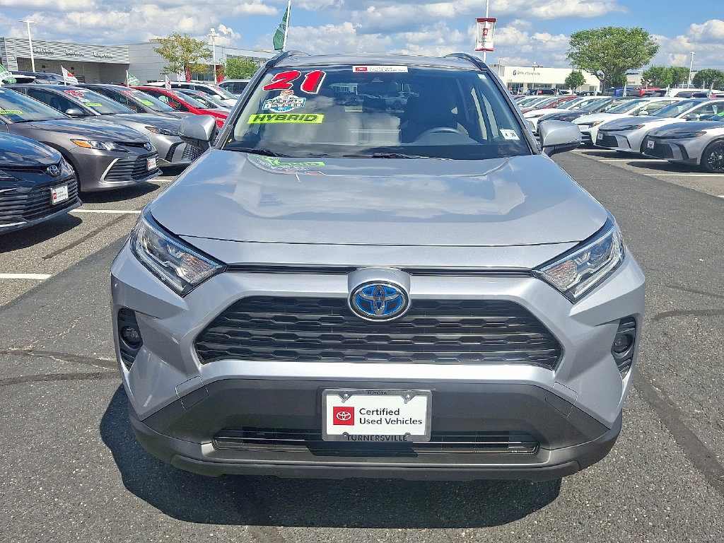 Certified 2021 Toyota RAV4 XLE w/ Convenience Package AWD/4WD image 2