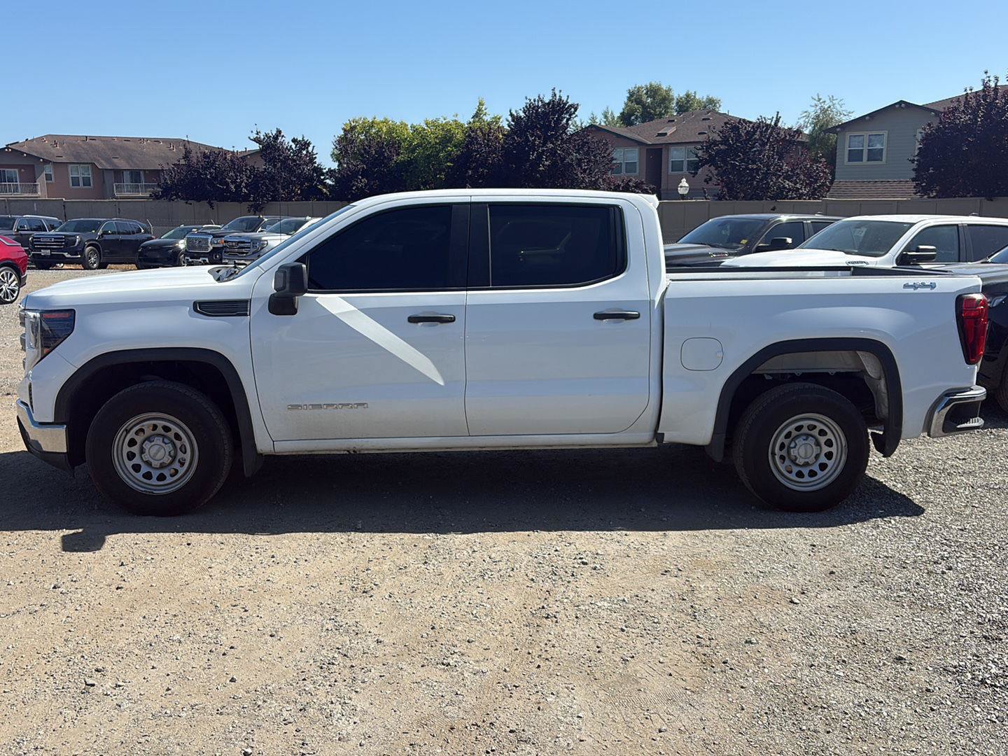 Used 2023 GMC Sierra 1500 Pro AWD/4WD image 5