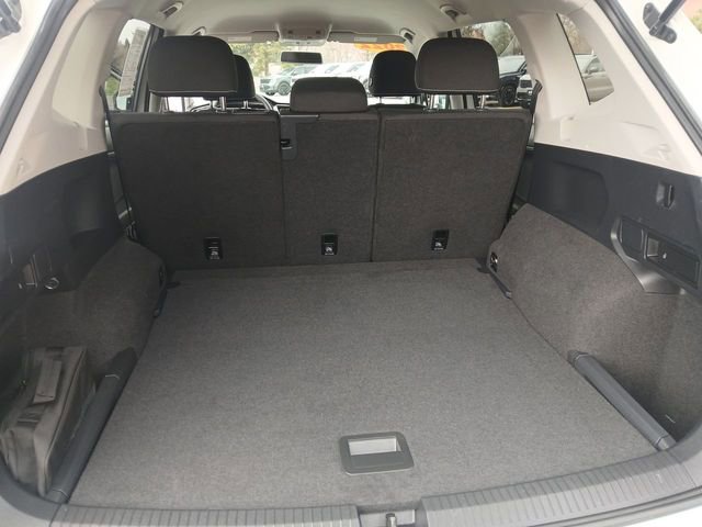 Used 2022 Volkswagen Tiguan S image 22
