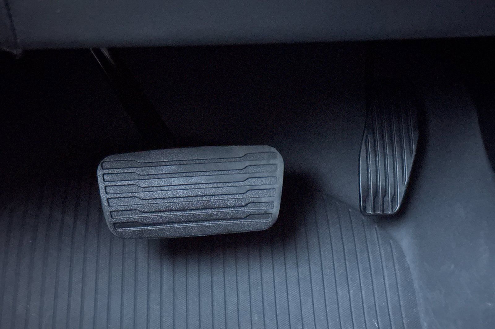 Used 2023 Cadillac Escalade Premium Luxury image 41