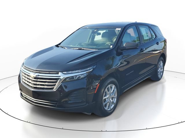 Certified 2022 Chevrolet Equinox LS AWD/4WD image 2
