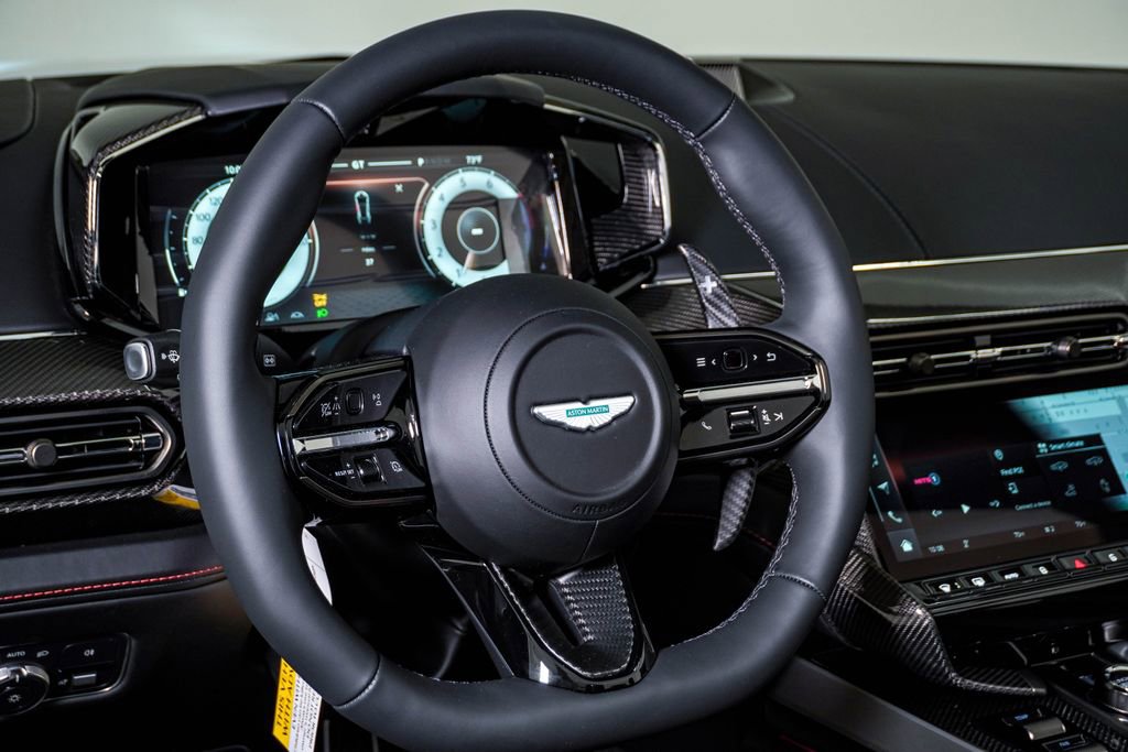 New 2026 Aston Martin Vanquish Convertible image 27