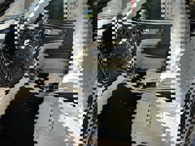 New 2026 Volvo XC40 B5 Plus w/ Protection Package Premier image 10