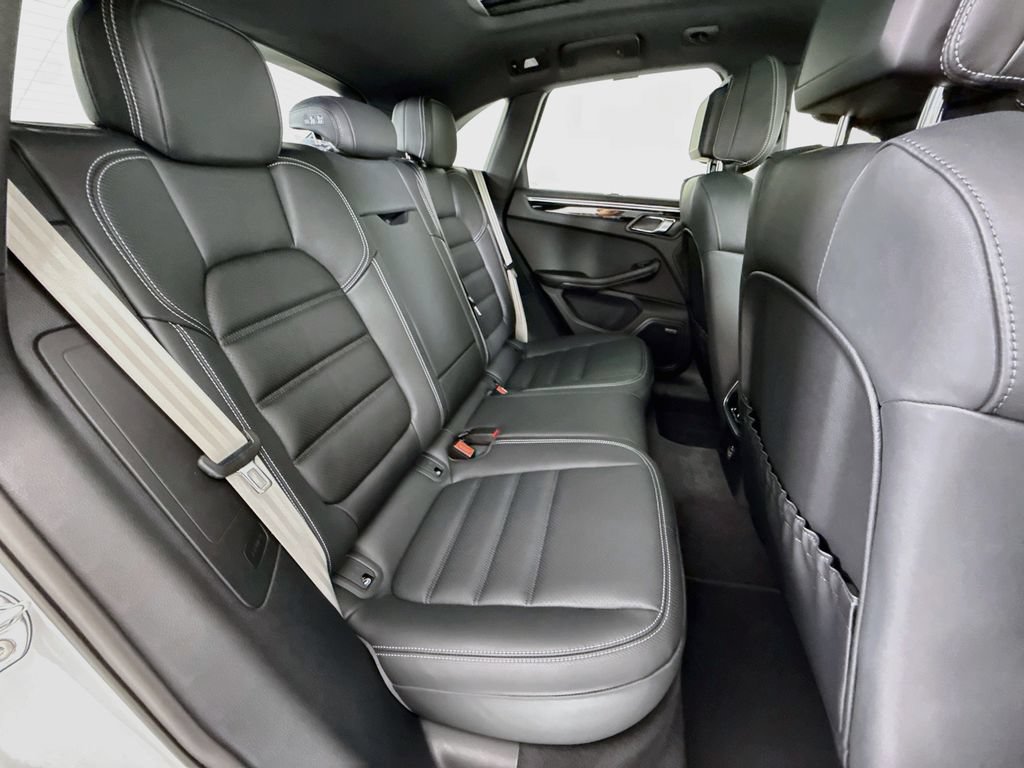New 2026 Porsche Macan S AWD/4WD image 29