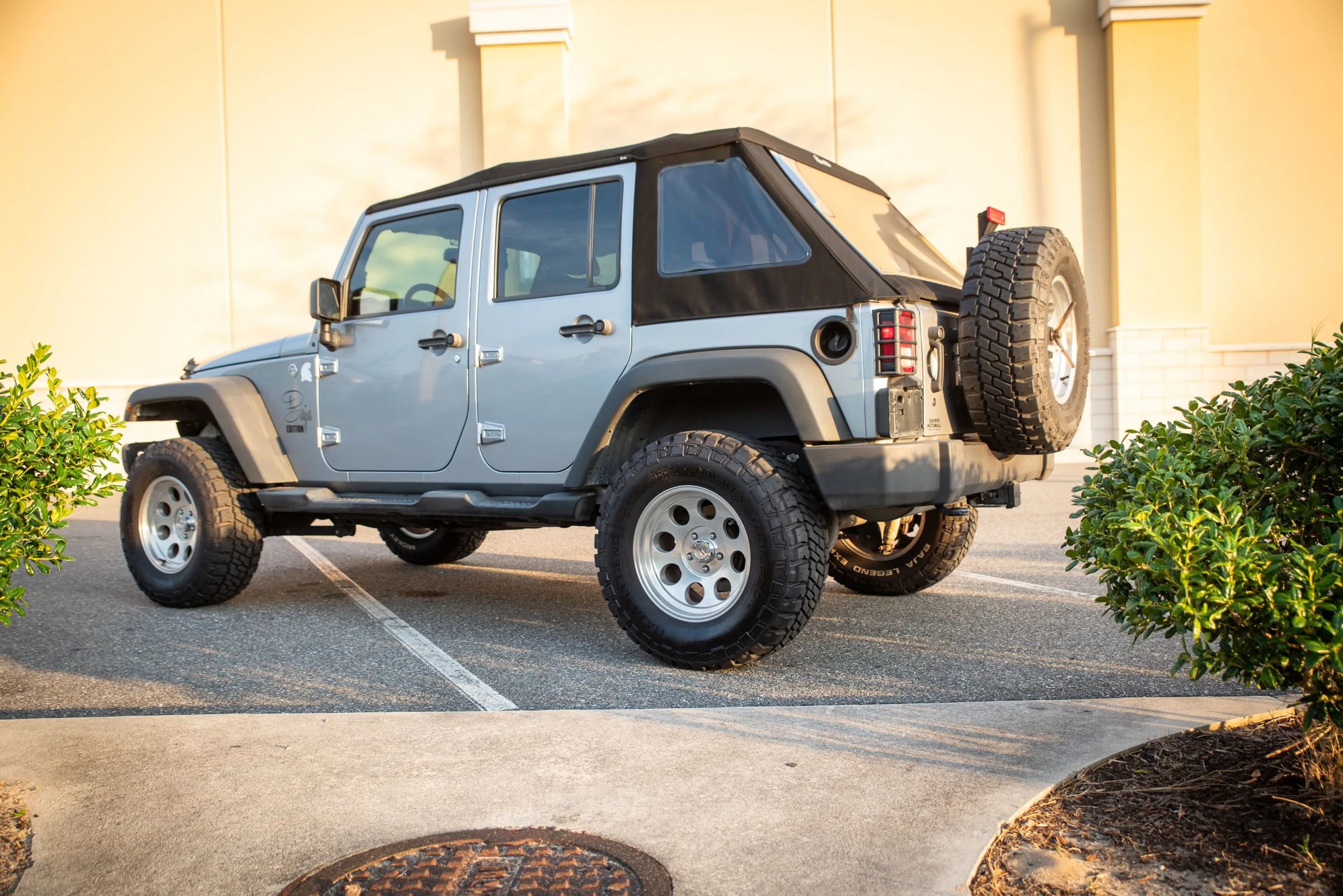 Used 2016 Jeep Wrangler Unlimited Sport w/ Quick Order Package 24S image 5
