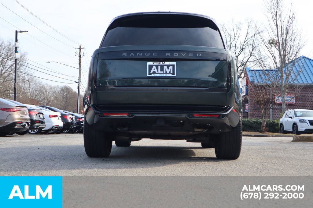 Used 2023 Land Rover Range Rover SE image 7